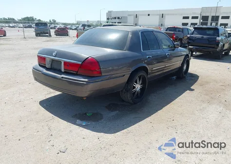 2007 Mercury Grand Marquis Gs z USA, uszkodzony, nr VIN 2MEFM74V27X615799